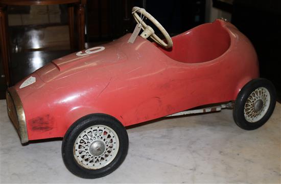 Pedal racing car